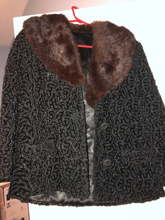 Vintage 50s Lambs Wool and Fur Coat (Size XS)
