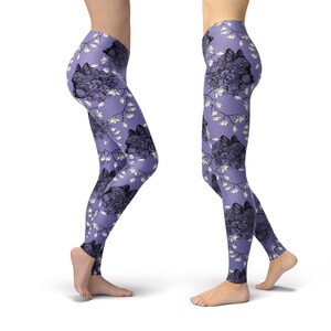 Wolf Floral Leggings – Purple Woodland Boho Print for Women image 4