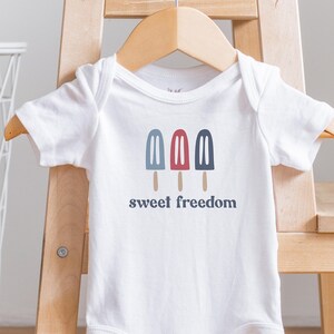 Sweet Freedom Popsicle Onesie® - Gerber rompertje