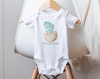 Just Hatched Baby Outfit, I'm New Here Baby Outfit, Dinosaur Onesie®, New Parent Gift, New Baby Gift, Dinosaur Baby Shower, Unisex Baby Gift