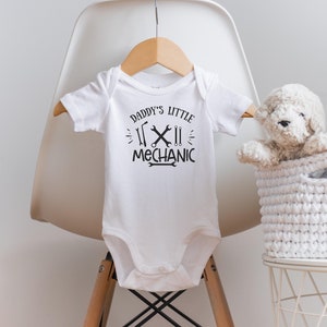Daddy Onesie®, Mechanic Onesies®, Daddys Boy Onesie®, Baby Boy Clothes, New Dad GIft, Baby Shower Gift, Funny Baby Onesie®,