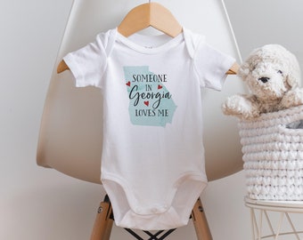 Someone in Georgia Loves Me Onesie®, Georgia Onesie®, Long Distance Baby Shower, State Baby Gift, Baby Shower Gift, I am Loved