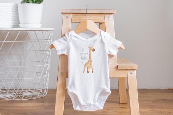 I'm New Here Giraffe Onesie®, Just Hatched Onesie®, Baby Shower Gift, Giraffe Onesie®, Coming Home Outfit, Hello Onesie®, New Baby Gift