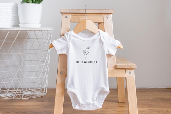 Little Wildflower Onesie®, Minimalist Onesie®, Baby Gift, Nature Onesie®