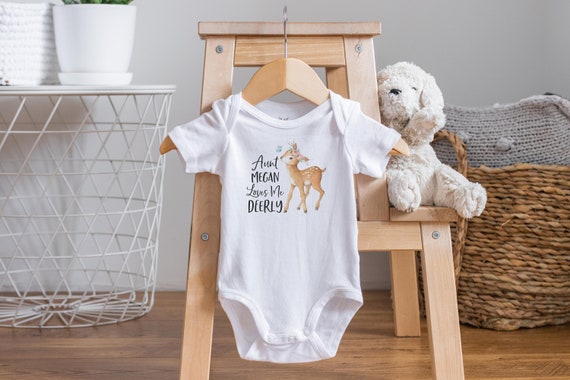 My Aunt Loves Me Onesie®, Aunt Onesie®,  Aunt deer shirt, Aunt Baby Reveal, Deer Baby Outfit, Aunt Baby Clothes, Personalized Aunt Shirt