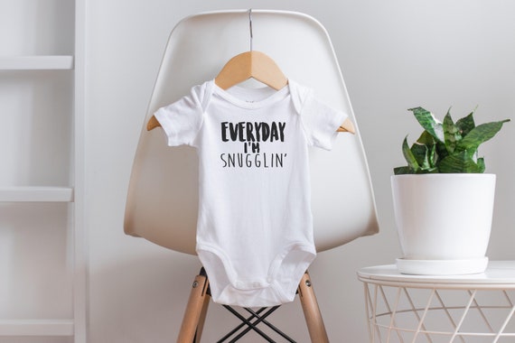 Everyday I'm Snugglin Onesie®, Funny Baby Onesie®, Funny Baby Gift, The Snuggle is Real Onesie®, Baby Shower Gift, Cute Onesie®