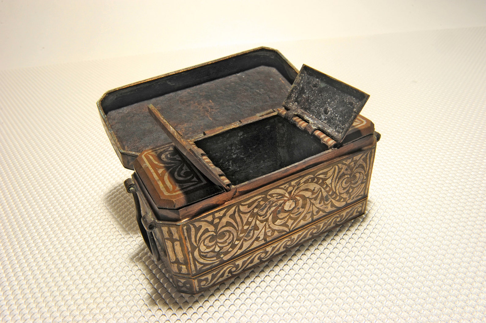 Antique Betel Nut Box Bronze Silver Inlay Cannabis Stash Box Etsy