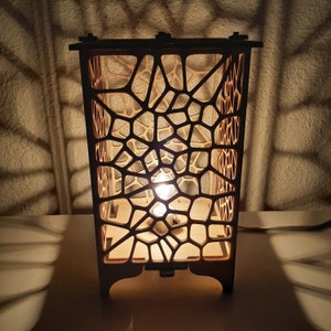 Voronoi Wood Table Lamp image 7