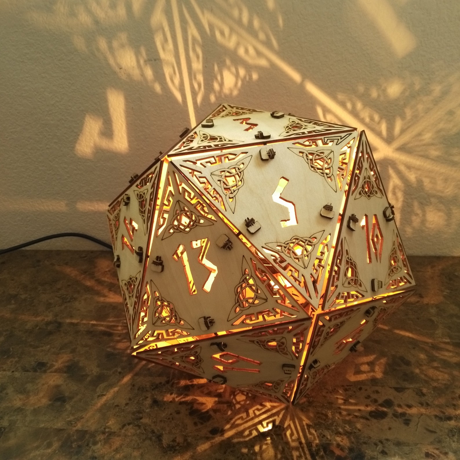 D20 Dungeons and Dragons Dice Lamp Hanging Pendant or Desk Etsy Canada