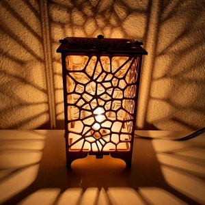 Voronoi Wood Table Lamp image 2