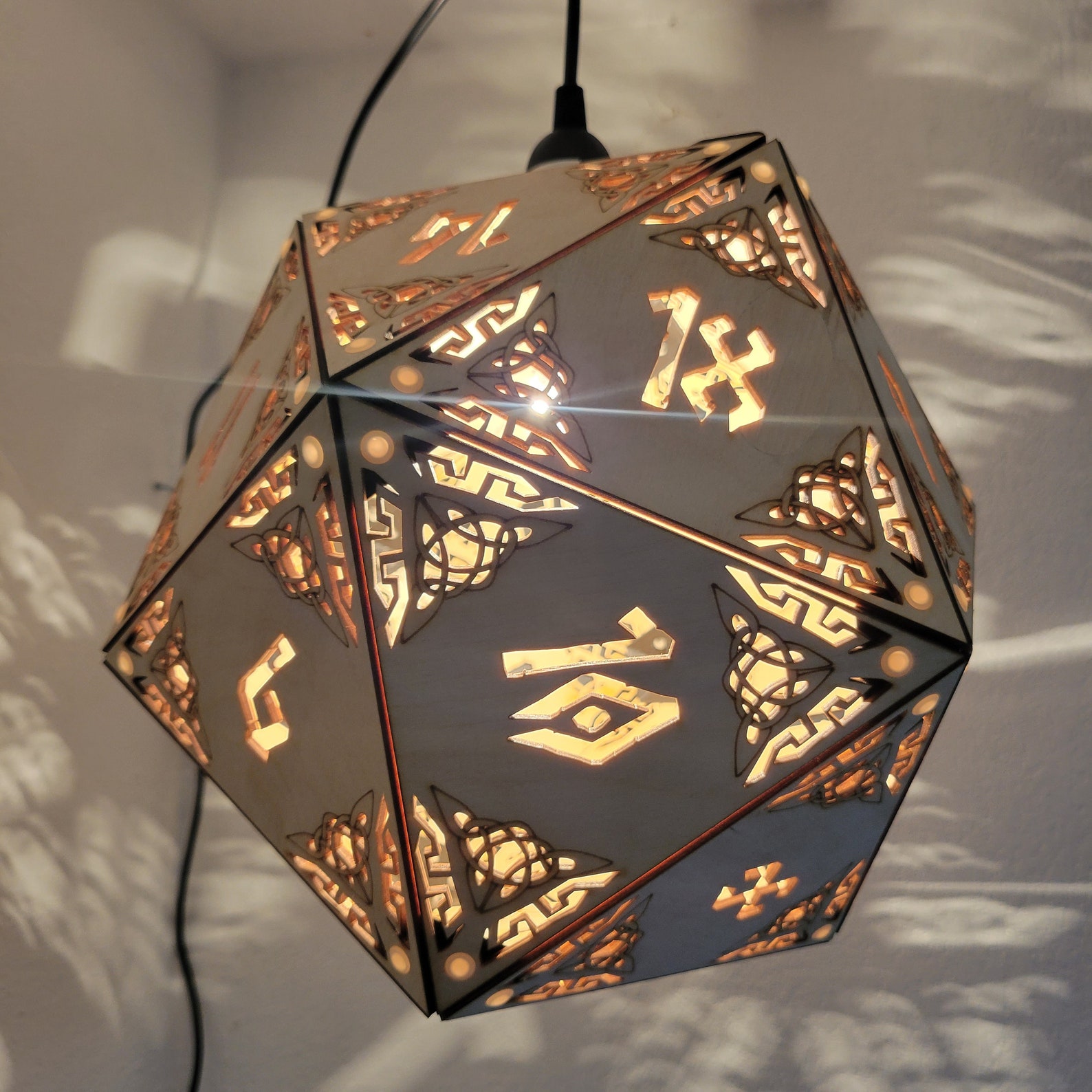 D20 Dungeons and Dragons Dice Lamp Hanging Pendant or Desk Etsy