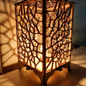 Voronoi Wood Table Lamp image 5