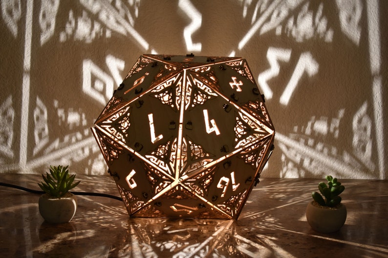 d20 lamp