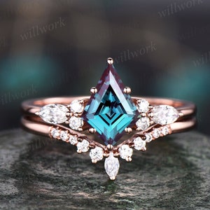Alexandrit Ring Drachenschliff Verlobungsring Roségold Alternative Ring Diamant Verlobungsring Art Deco Ringset Jahrestag Ringsatz