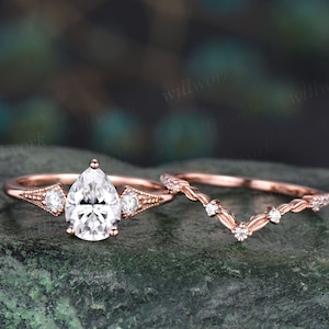 Vintage pear shaped moissanite engagement ring set leaf art deco diamond ring set three stone Milgrain antqiue wedding ring set women gift