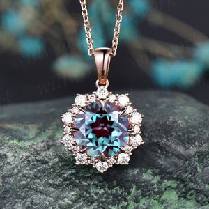 Men's alexandrite pendant shop