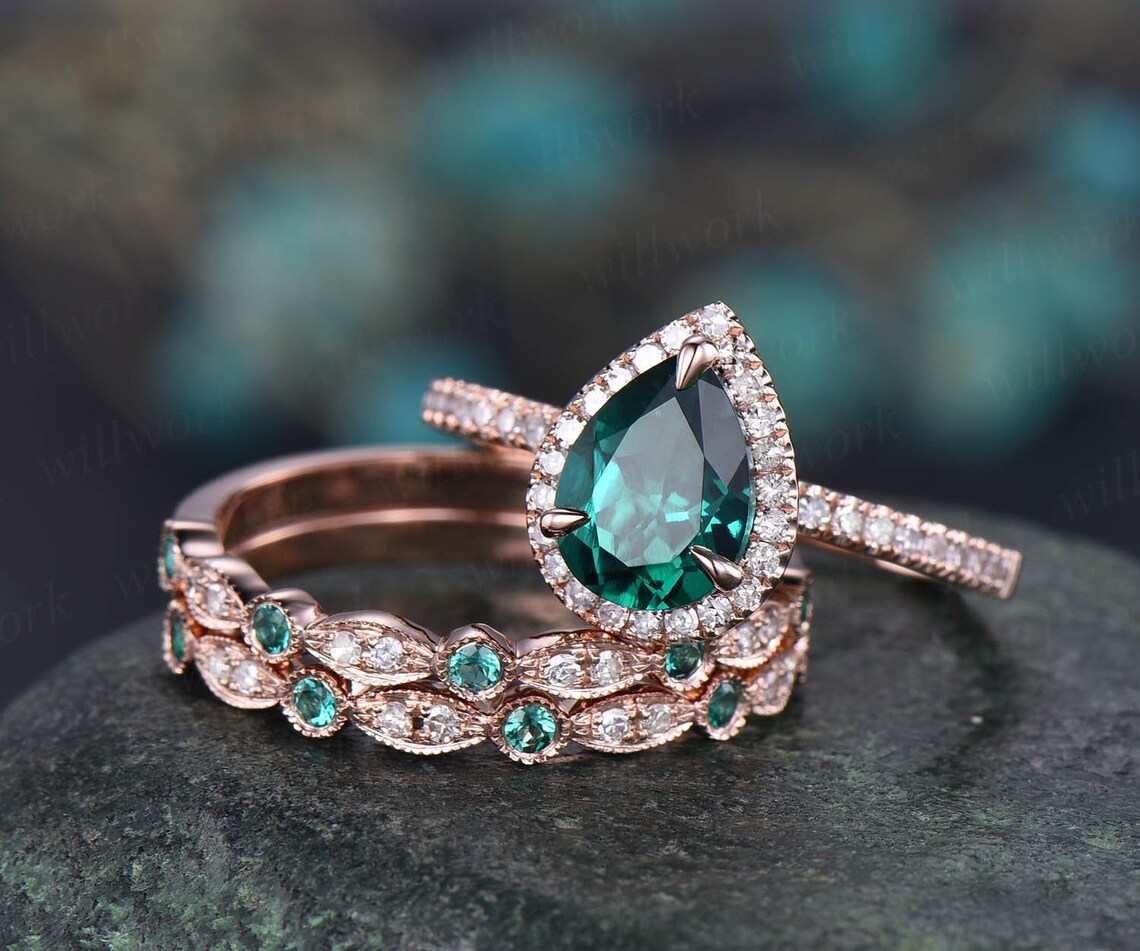 Vintage unique pear shaped emerald engagement ring set halo | Etsy
