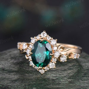Vintage Oval Cut Emerald Engagement Ring Halo Diamond Ring 14k Yellow ...