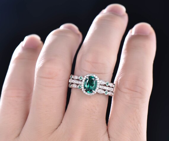 Natural Emerald /& Coral Wreath Ring 14K White Gold Plate ~ Unique Ring ~ Gift for Her Size 8 14