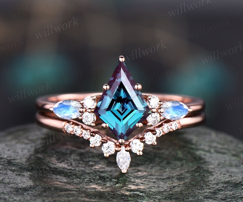 Vintage Alexandrite engagement ring set kite cut ring rose gold art deco marquise cut moonstone ring moissanite wedding ring set for women 