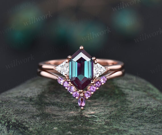 Vintage Statement Gold 17 CTW Alexandrite Ring – Boylerpf