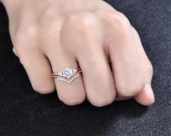 ユニークなモアッサナイトの婚約指輪セット、六角形カットリング