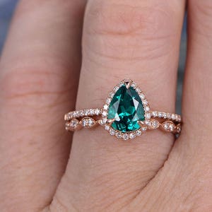 Green emerald engagement ring set rose gold emerald ring vintage diamond halo ring May birthstone ring 2pcs wedding ring set promise ring image 3