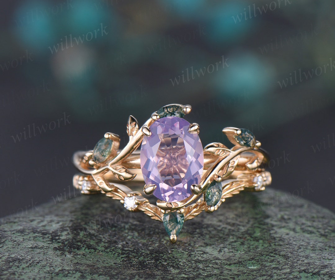 Vintage Oval Lavender Amethyst Engagement Ring Yellow Gold