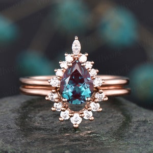 Vintage pear shaped Alexandrite engagement ring set rose gold art deco halo moissanite ring set unique bridal wedding ring set for women