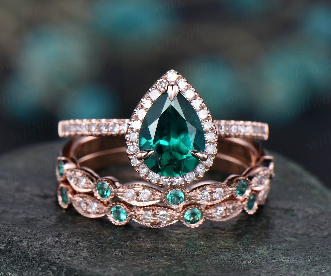 Vintage Unique Pear Shaped Emerald Engagement Ring Set Halo Diamond 14k ...