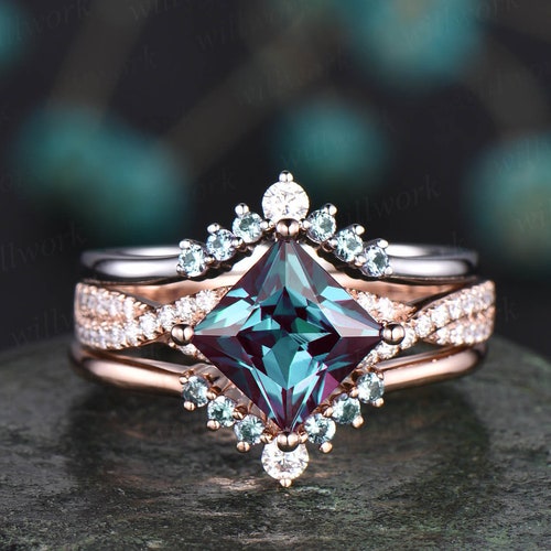 3pcs Alexandrite bridal set princess cut Alexandrite engagement ring set 14k rose gold vintage diamond ring Alexandrite stack wedding band