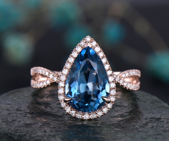 Pear shaped london hotsell blue topaz ring