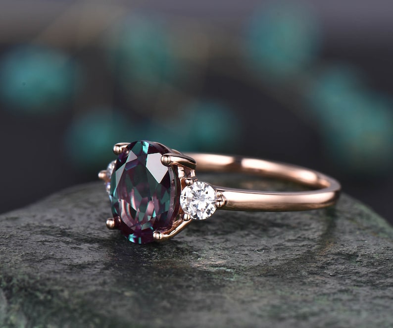 7x9mm oval shaped Alexandrite engagement ring unique vintage three stone moissanite engagement ring for women rose gold ring birthday gift