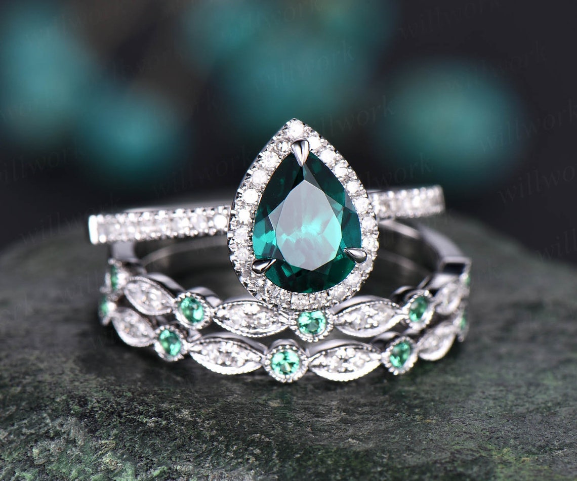 Vintage unique pear shaped emerald engagement ring set halo | Etsy