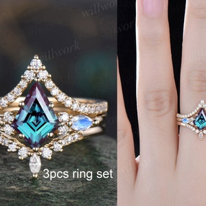 Vintage Alexandrite engagement ring set kite cut ring rose gold art deco marquise cut moonstone ring moissanite wedding ring set for women 3pc ring set