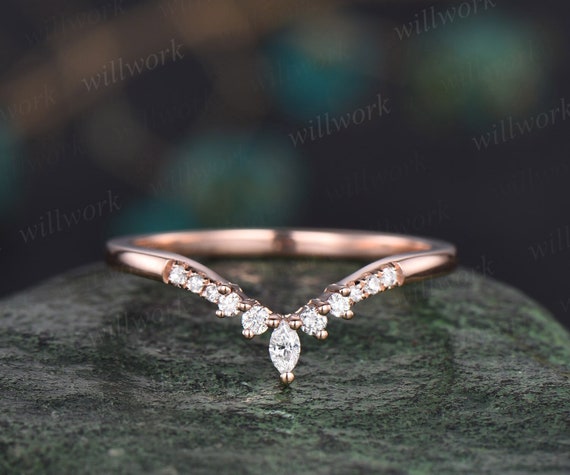 V Shaped Lab Grown Diamond Ring | Barkev's