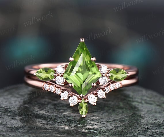 Peridot wedding ring set online