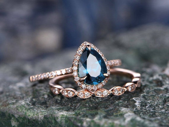 Pear shaped london hotsell blue topaz ring