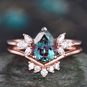 Pear shaped Alexandrite ring set women vintage Alexandrite engagement ring set unique anniversary ring set marquise moissanite ring set gift