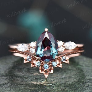 Alexandrite ring gold vintage Pear cut Alexandrite engagement ring set art deco rose gold ring women wedding promise stacking ring set gift