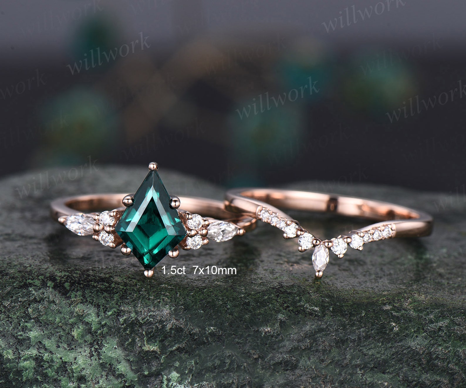 Unique Vintage Kite Cut Green Emerald Engagement Ring Set 18k - Etsy