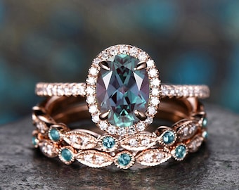 Vintage Unique oval cut Alexandrite engagement ring set rose gold ring set halo diamond ring set art deco bridal wedding ring set for women