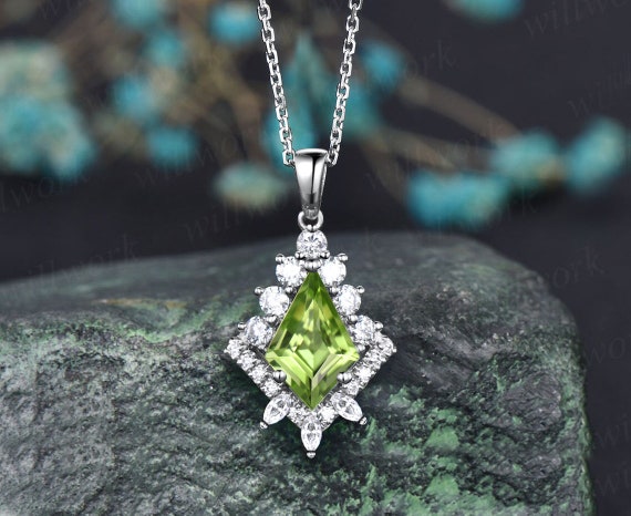 Handmade 925 Silver Peridot Necklace, Size: Adjustable at Rs 2249/piece in  Jaipur