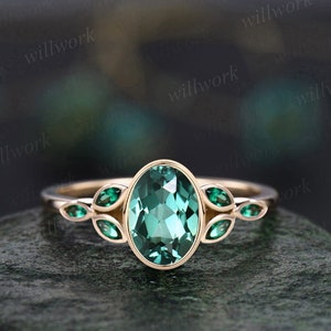 Vintage bezel oval green sapphire engagement ring art deco emerald ring women solid 14k rose gold antique green gemstone ring fine jewelry
