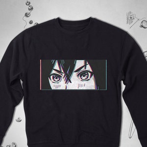 Pode incluir: Camisola de moletom preta com uma estampa gr&aacute;fica de olhos de mulher com efeito glitch. Os olhos s&atilde;o grandes e t&ecirc;m um contorno escuro. O fundo &eacute; preto.