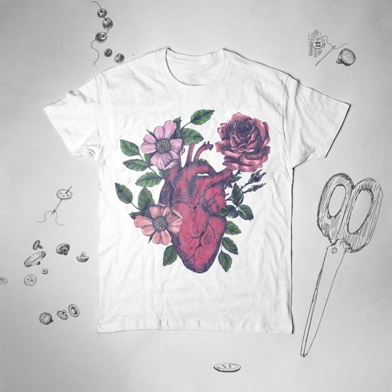 Women's Floral Heart Design Graphic T-Shirt