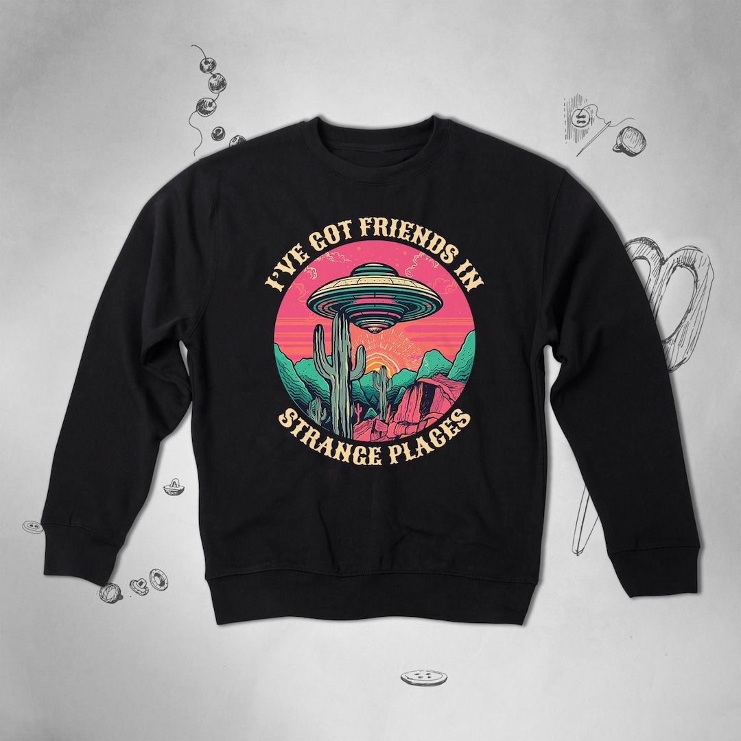 Alien Sweatshirt Trendy Graphic Design Funny UFO Retro Style for Nerd ...
