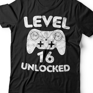Level 16 Unlocked T-Shirt - Unisex Funny Mens 16th Birthday Gamer Shirt - Born in 2009 Gaming Gift TShirt for BDay Party