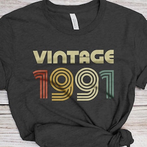 Vintage 1991 T-Shirt - Unisex Women Men Funny Retro Font 34th Birthday Shirt - Vintage 1991 Gift TShirt for BDay Party Christmas