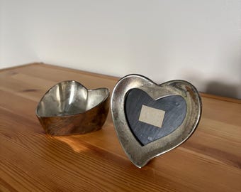 Vintage Silver Metal Heart Shaped Photo Frame Lidded Tinket Box - Picture Topped Jewelry Box